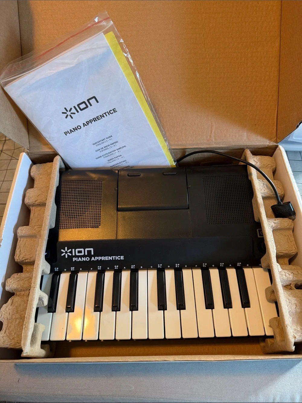 Piano Apprentice Portable Keyboard - Black